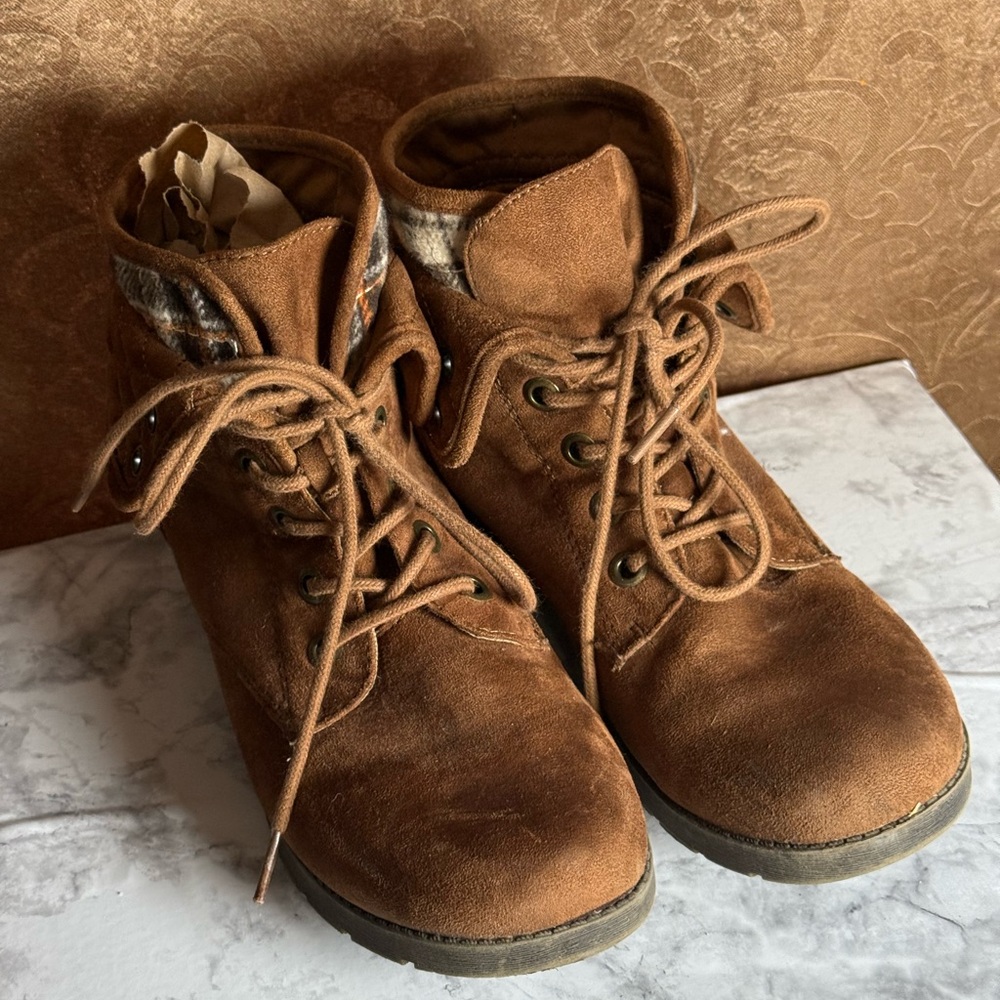 VM Tan Suede Ankle Boots
